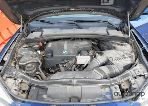 2015 BMW X1 xDrive28I из США, поврежденный, VIN WBAVL1C59FVY38093